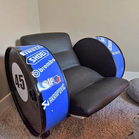 Cozy In Saint-brice-de-landell בית נופש