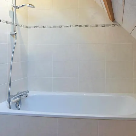 Cozy In Saint-brice-de-landell *