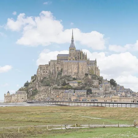 Cozy In Saint-brice-de-landell *