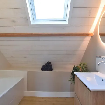 Cozy In Saint-brice-de-landell * Saint-Brice-de-Landelles