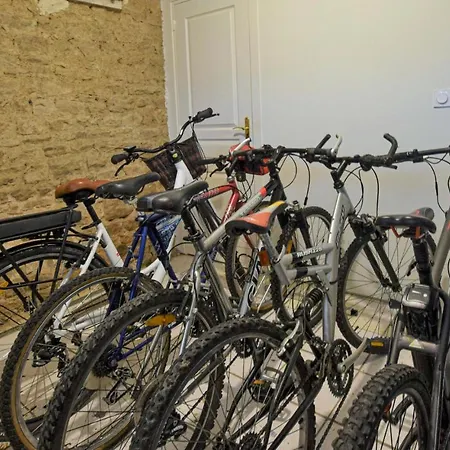 Cozy In Saint-brice-de-landell