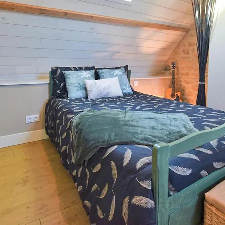 בית נופש Cozy In Saint-brice-de-landell