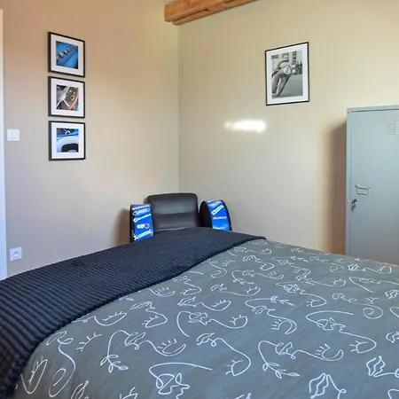 Cozy In Saint-brice-de-landell * Saint-Brice-de-Landelles