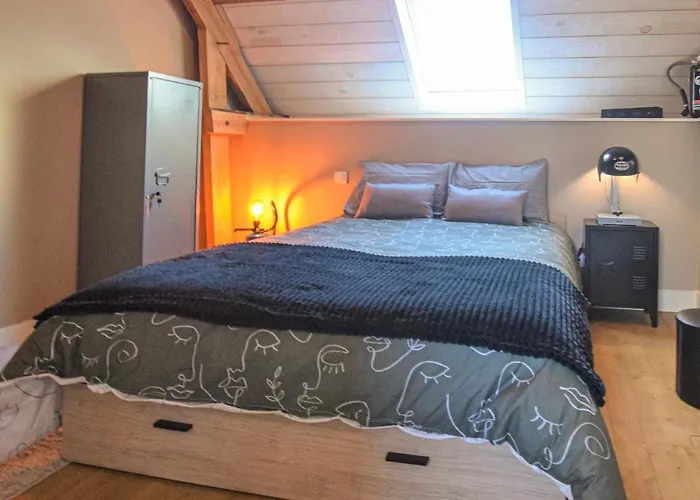 Cozy In Saint-brice-de-landell *