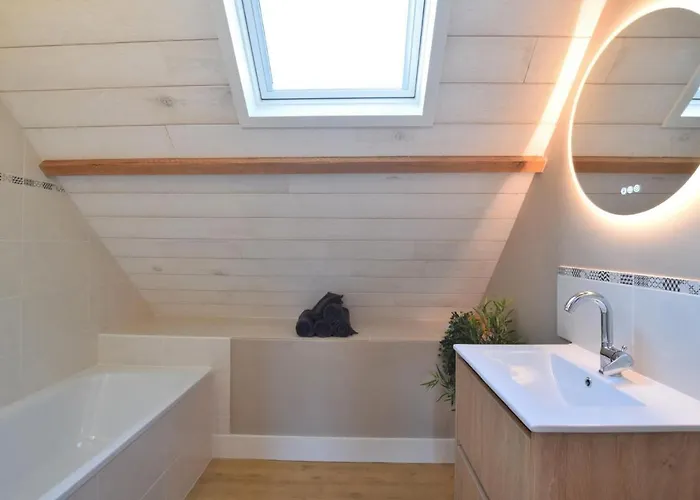 Cozy In Saint-brice-de-landell * Saint-Brice-de-Landelles